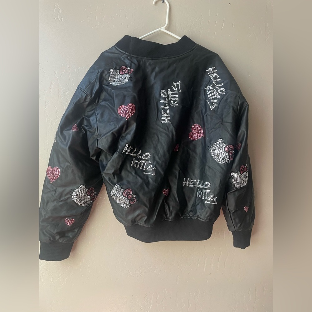 Hello Kitty Black and Pink Kids Puffer Jacket - Picture 3 of 4